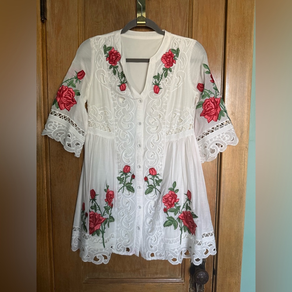 Silk and cotton embroidered lace button front mini dress - Picture 3 of 16